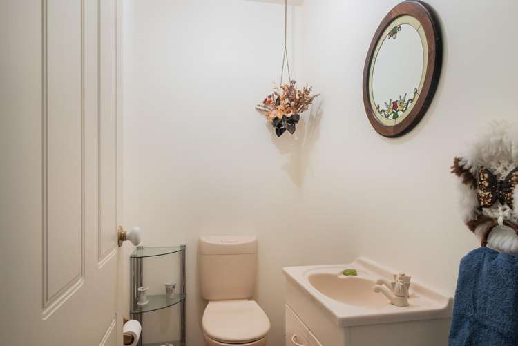 17 Charnwood Grove Waikanae_13