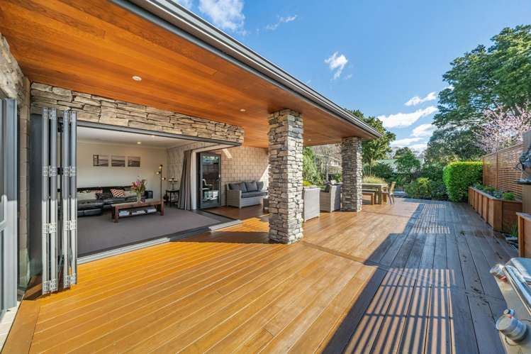 8 Benzie Avenue Wallaceville_14