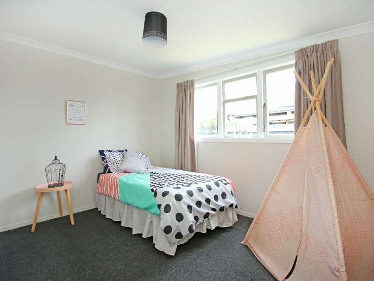 8 Church Street Feilding_13