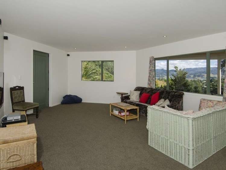 21 Mount Avenue Pauanui_21