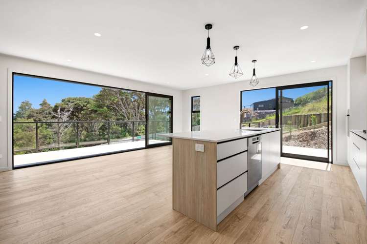 13 Ti Tree Lane Stanmore Bay_6