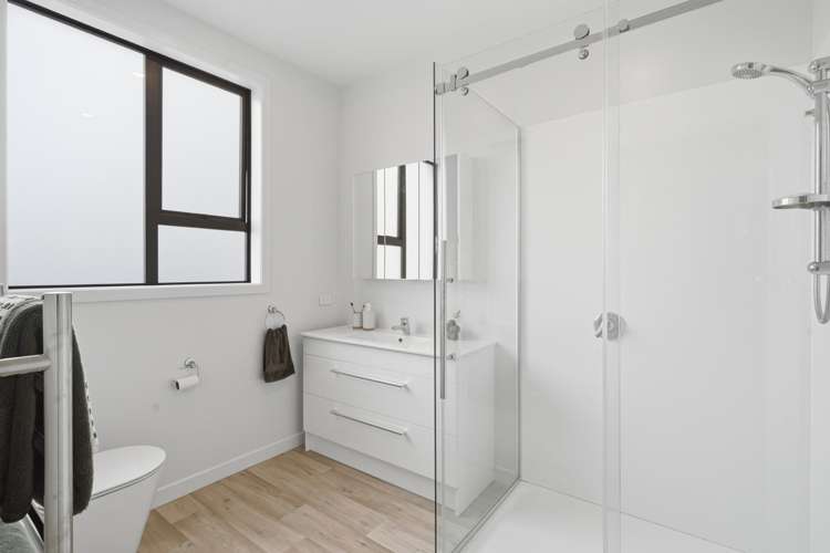 311 Crinan Street Georgetown_11