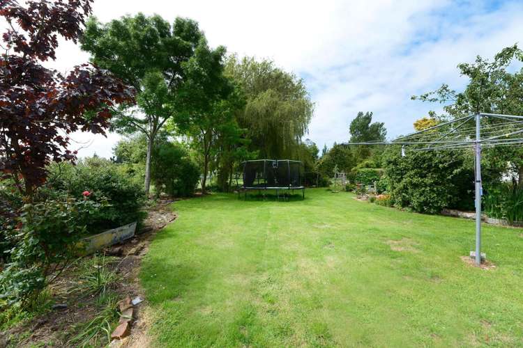 66 Timaru Road Waimate_32