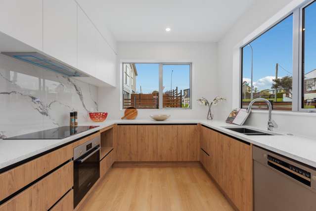 7 Sunrise Avenue Murrays Bay_1