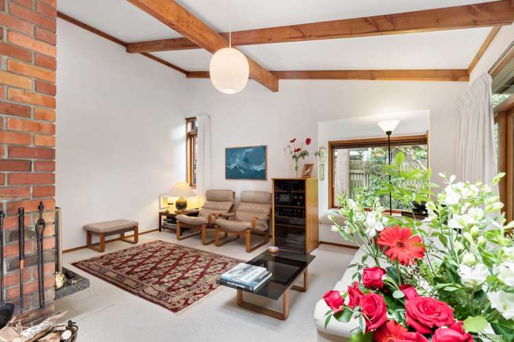 8 Valkyria Place Beach Haven_7