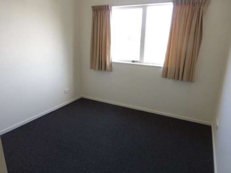 3/57 Charles Street Waltham_6