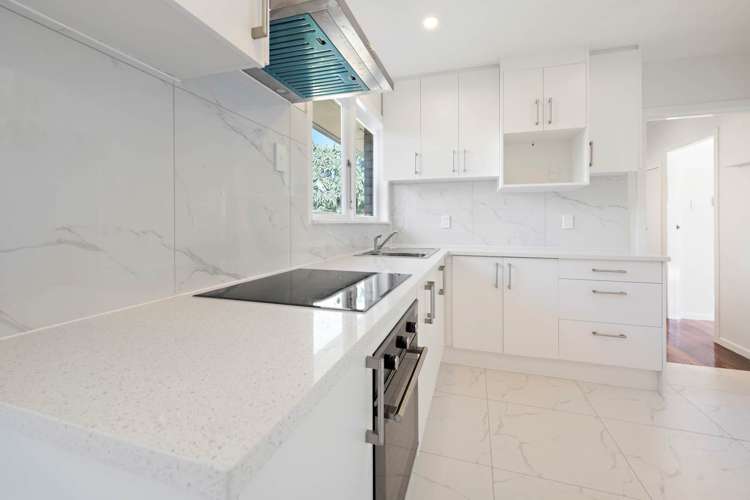 2/16 Britton Avenue Mount Roskill_6