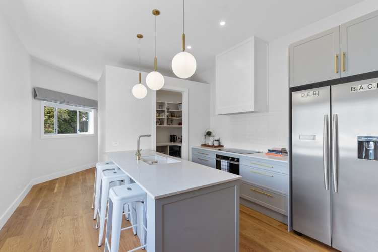 12a Broadway Picton_22
