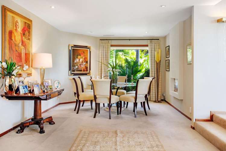 131 Point View  Drive East Tamaki Heights_15