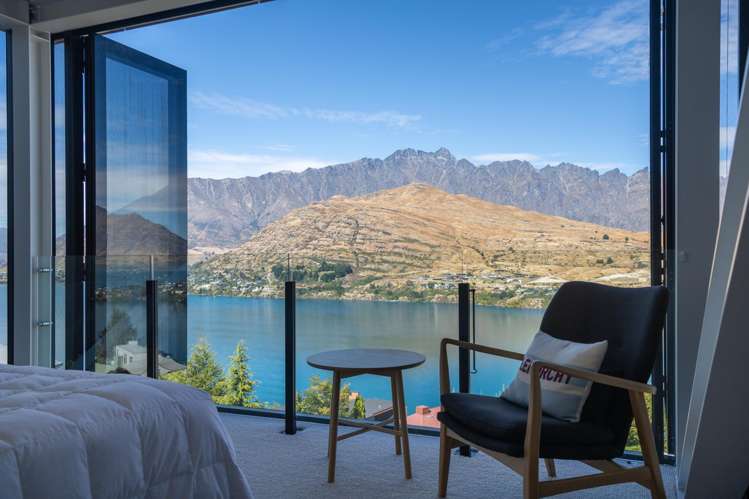 8A Olivers Place Queenstown_38