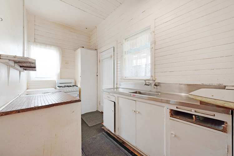 93 Nottingham Street Karori_12