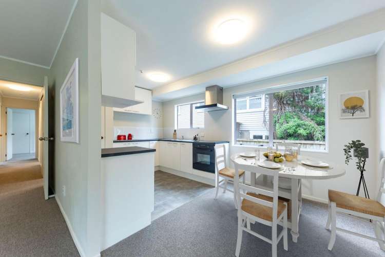18D Sarona Avenue 1665_1