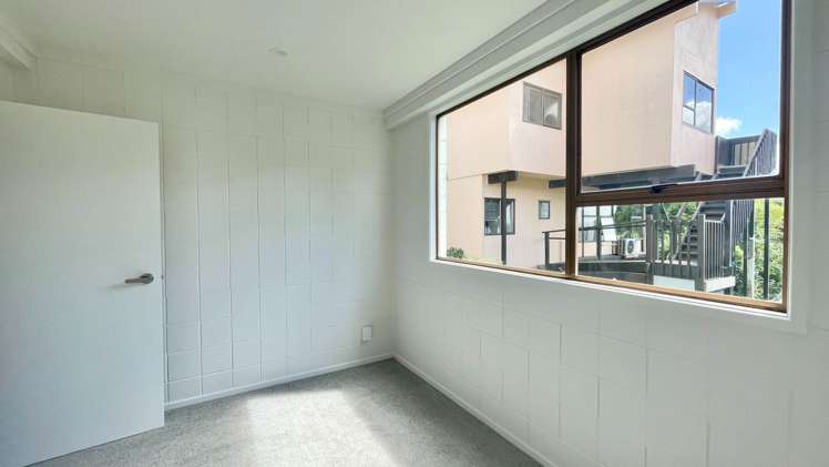 96B Arran Road Browns Bay_10