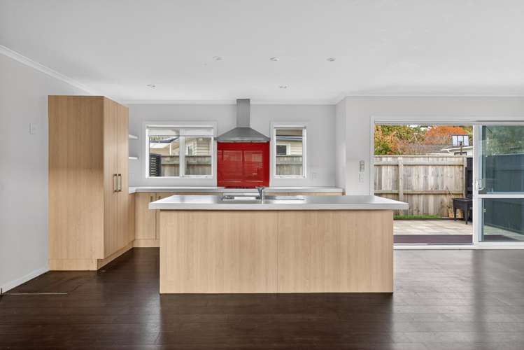 8 Davies Street_3
