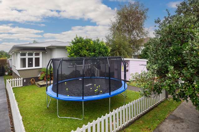 25 Fairleigh Avenue Mount Albert_3