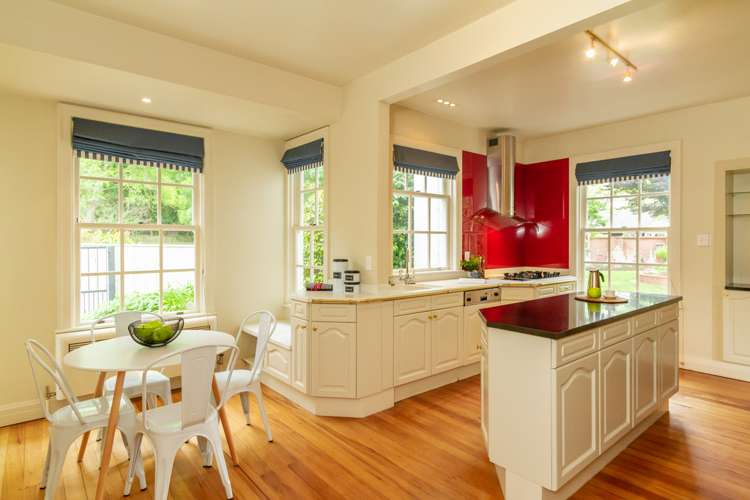 48 Barton Road Heretaunga_6