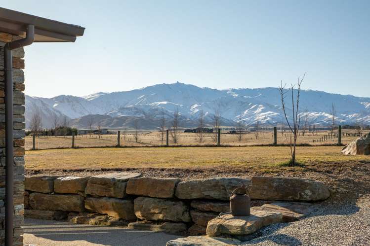 309 Golden Road Alexandra_2