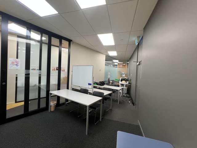 Ground Floor/51 Hurstmere Road Takapuna_1