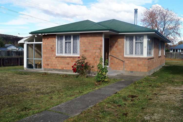 38 Lyndon Street Waiau_32