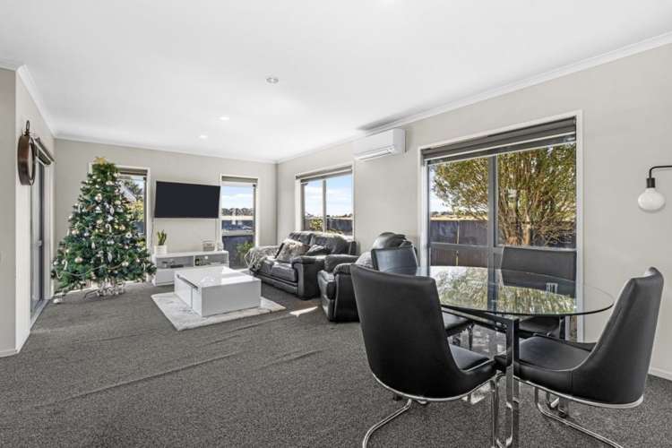 6 Cornet Lane Aranui_2