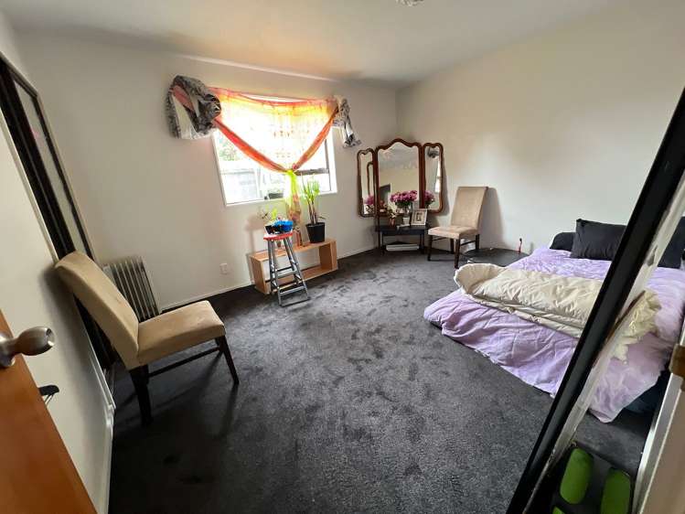 2/94 Neill Street Hornby_3