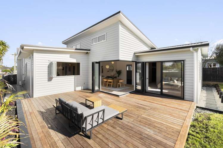 8 Creamer Avenue Belmont_21