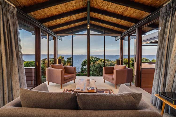 60 Pacific Parade Army Bay_11