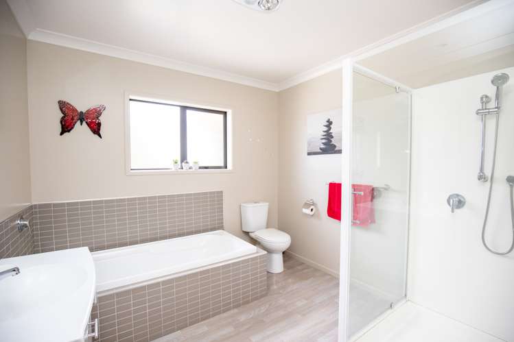 13 Benner Drive Ngatea_16