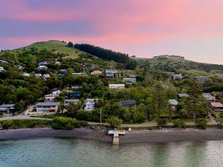 223 Beach Road Akaroa_5
