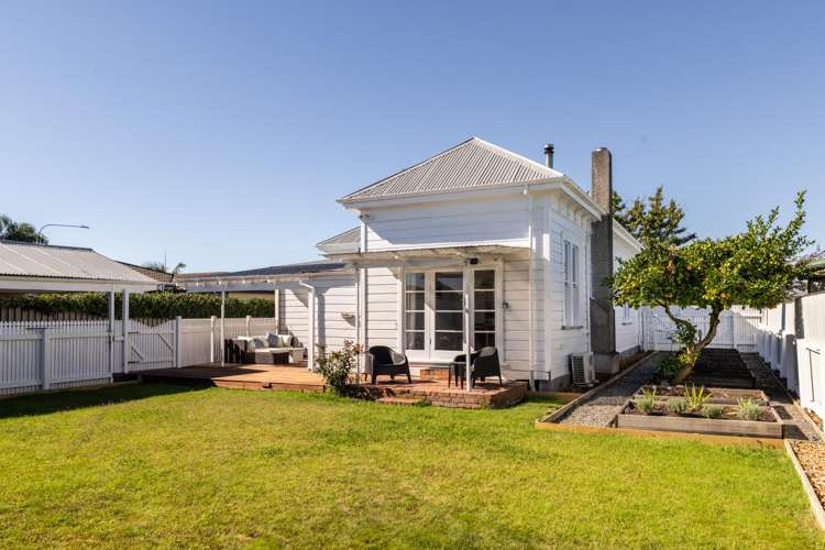 110 Nottingley Road Frimley_18