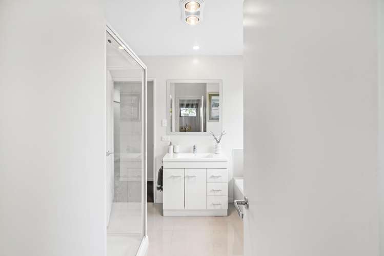 49a Tauiwi Crescent Hei Hei_17