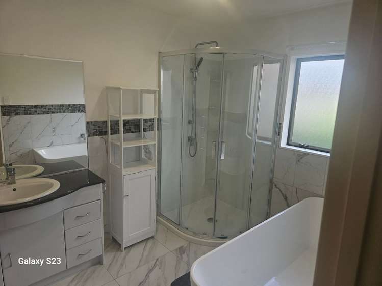 11 Ballydonegan Rise East Tamaki_17