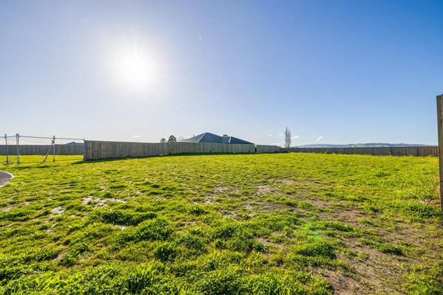 1 Frank Lane Amberley_4