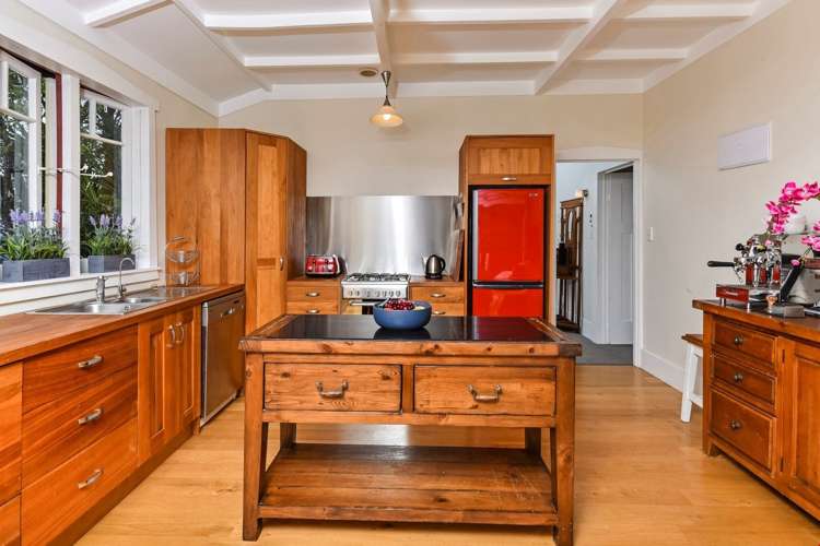 25 Ascot Avenue Narrow Neck_9