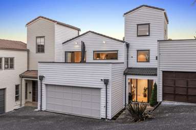 F/34B Monteith Crescent_1