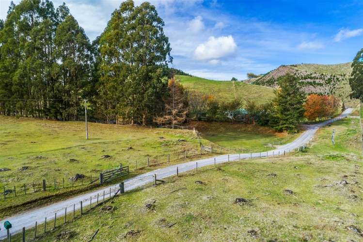 197 Whangamata Road Kinloch_10