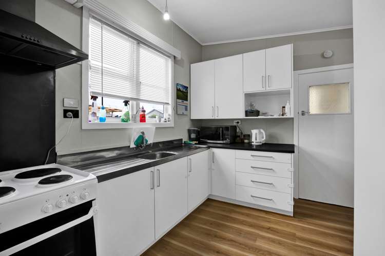 11 Princes Street Hawera_13