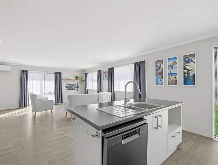 98 Sir John Mckenzie Avenue Yaldhurst_6