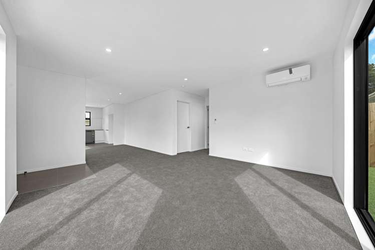 15A Holland Avenue Point England_9