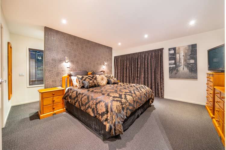 9 Parkwood Grove Trentham_13