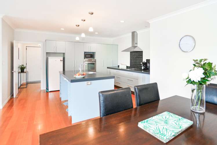 9 Aiden Lane Raureka_12