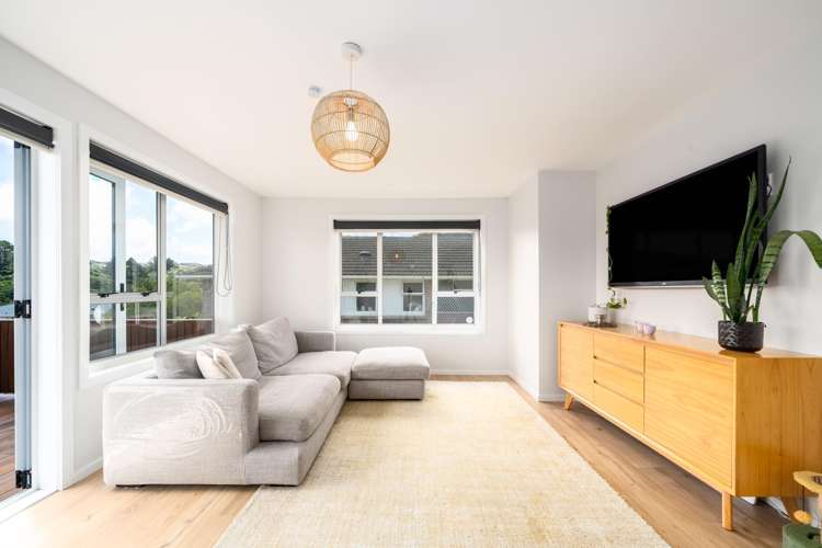 53 Castor Crescent Cannons Creek_4