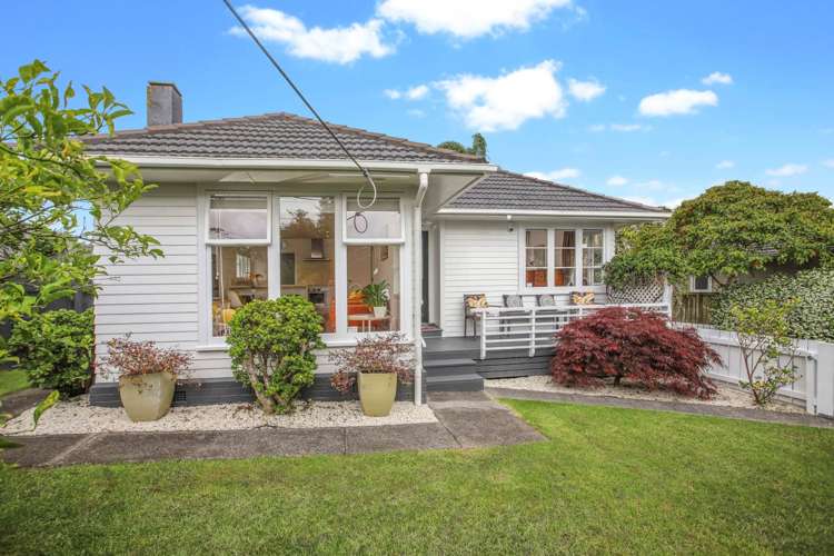 44 Flanshaw Road Te Atatu South_14
