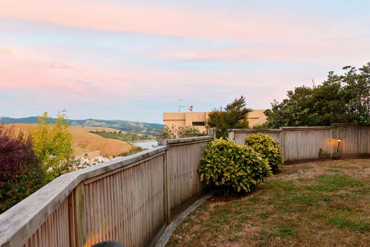 30 Saint Ives Drive Camborne_11