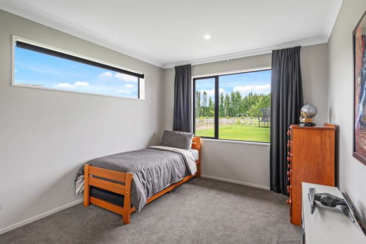 76 Verdeco Boulevard Lincoln_17