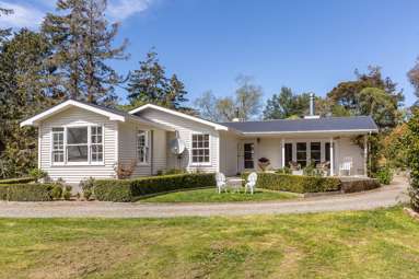 2122 Masterton Castlepoint Road_1