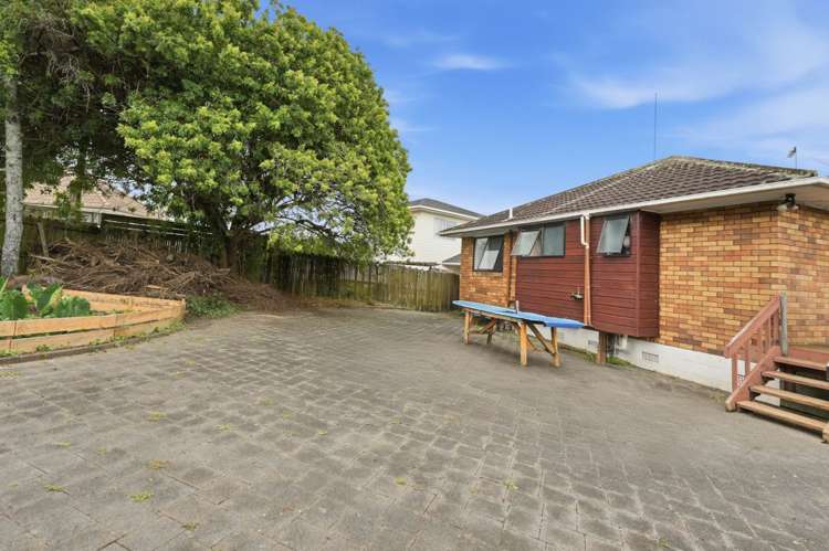 30 Summermist Drive Northpark_16