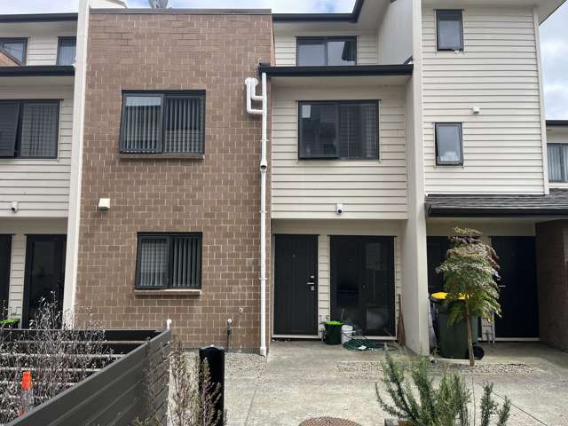 Mangere East, as new 4-bedroom townhouse