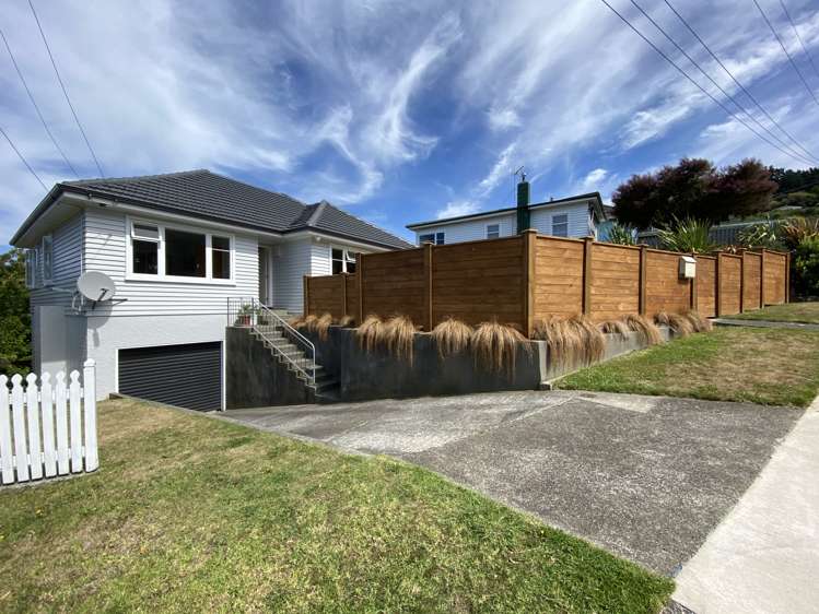 9 Woodstock Terrace Tawa_1