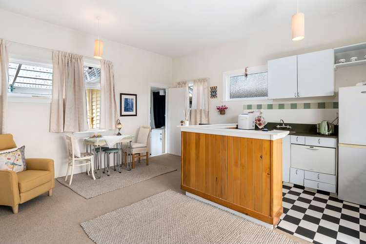 191 Pine Avenue South New Brighton_5